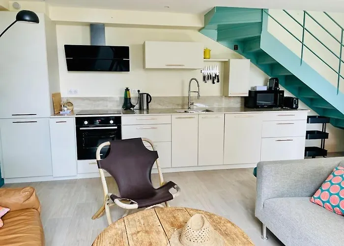 Face Le Petit Breton Villa *